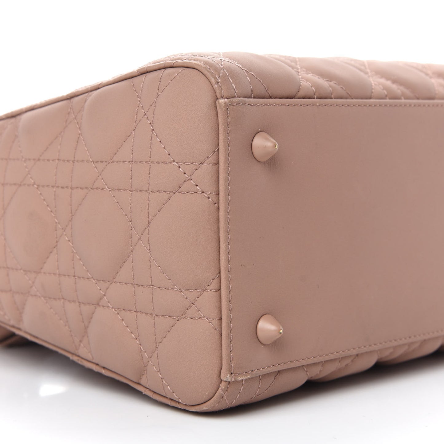 Ultra Matte Calfskin Cannage Medium Lady Dior Beige