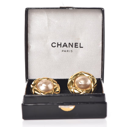 Chanel Pearl Clip On Earrings Gold 7 of 7