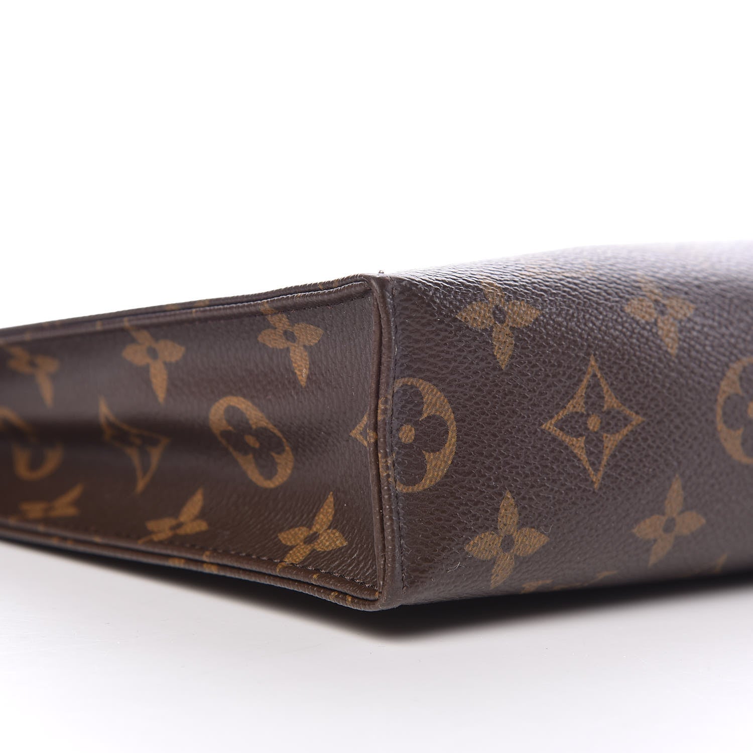 Louis Vuitton Monogram Toiletry Pouch 26 12 of 17