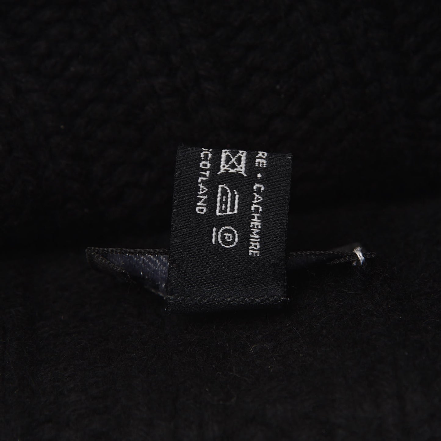 Cashmere CC Shooting Star Beanie Hat Navy Black