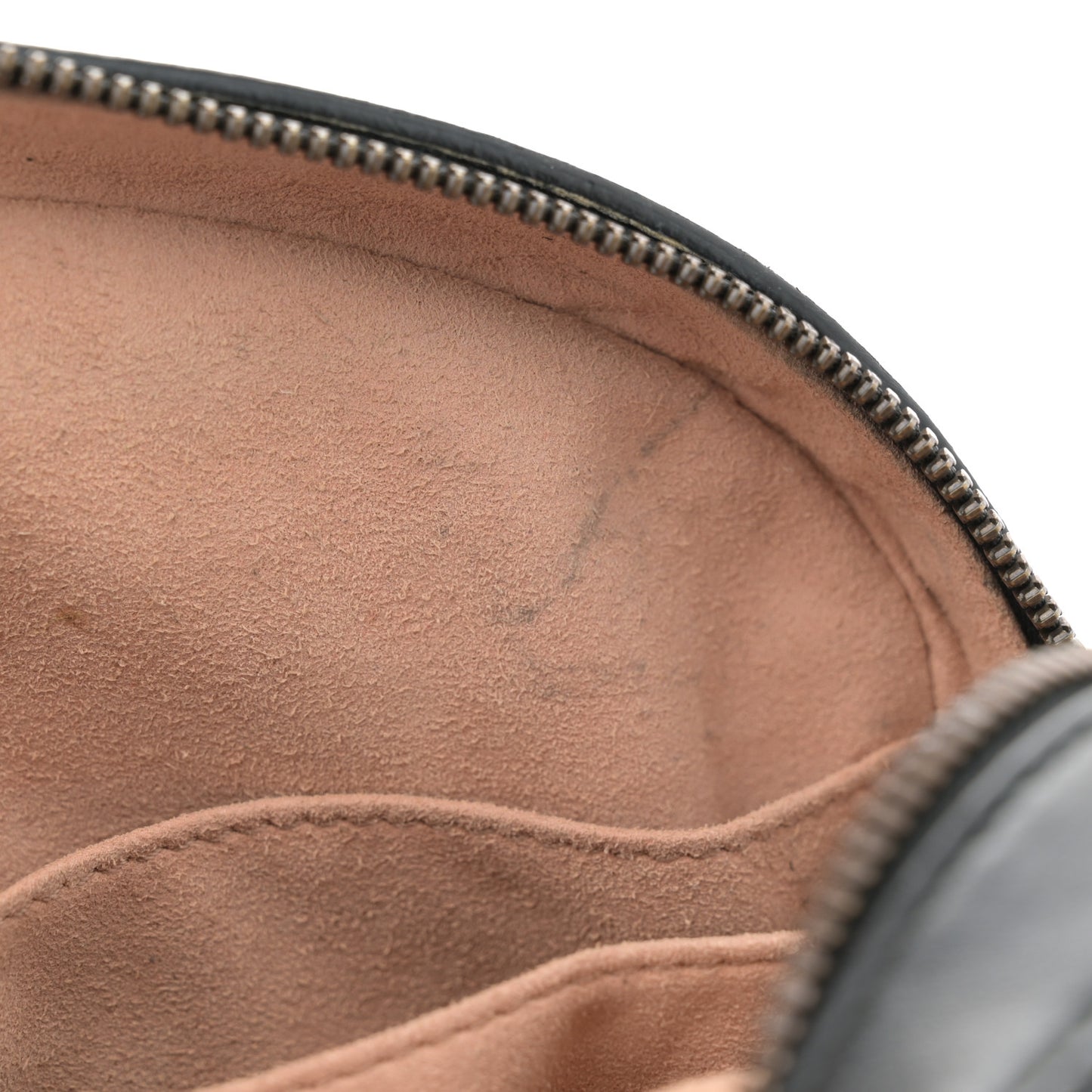 Calfskin Matelasse Animal Studs GG Marmont Belt Bag 85 34 Black