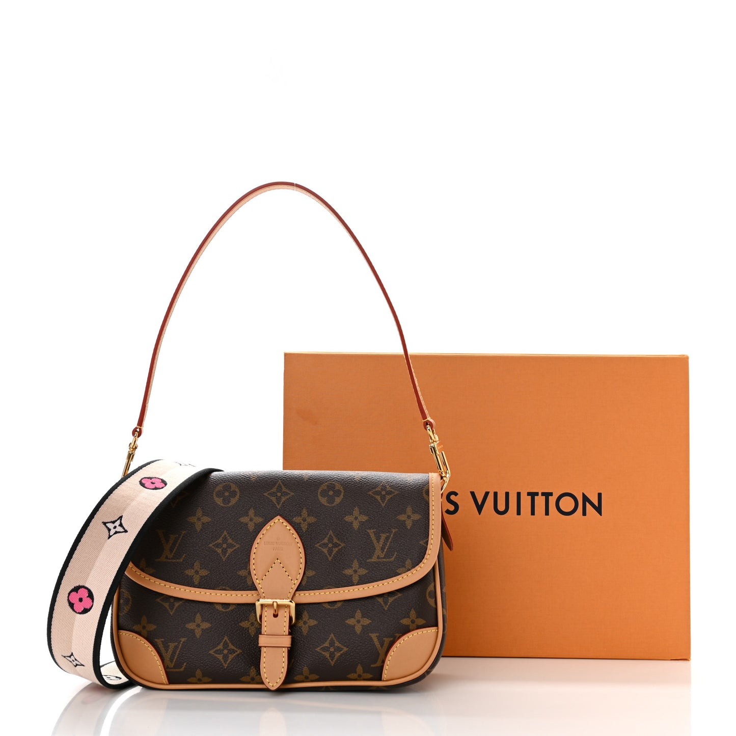 Monogram Diane Black