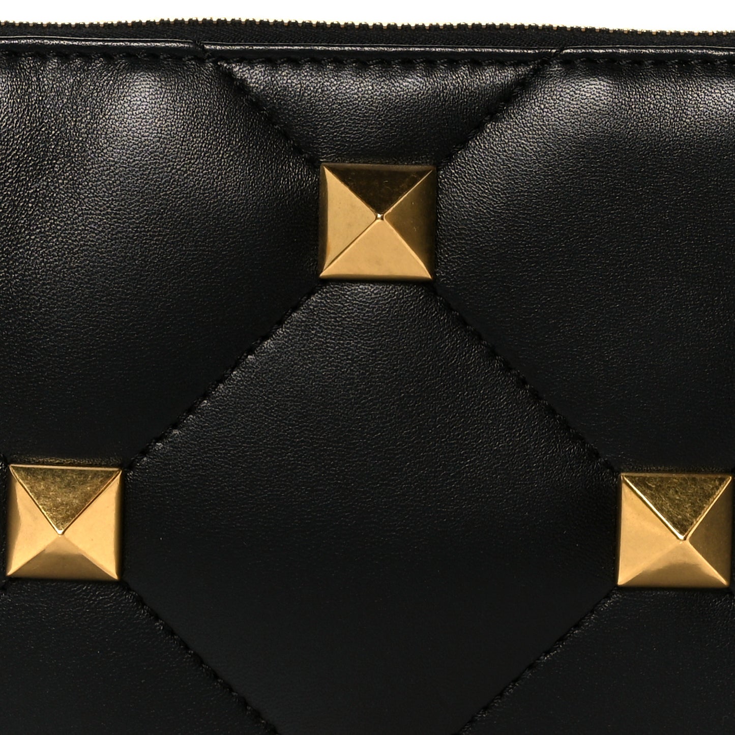 Nappa Quilted Roman Stud Zip Pouch Black