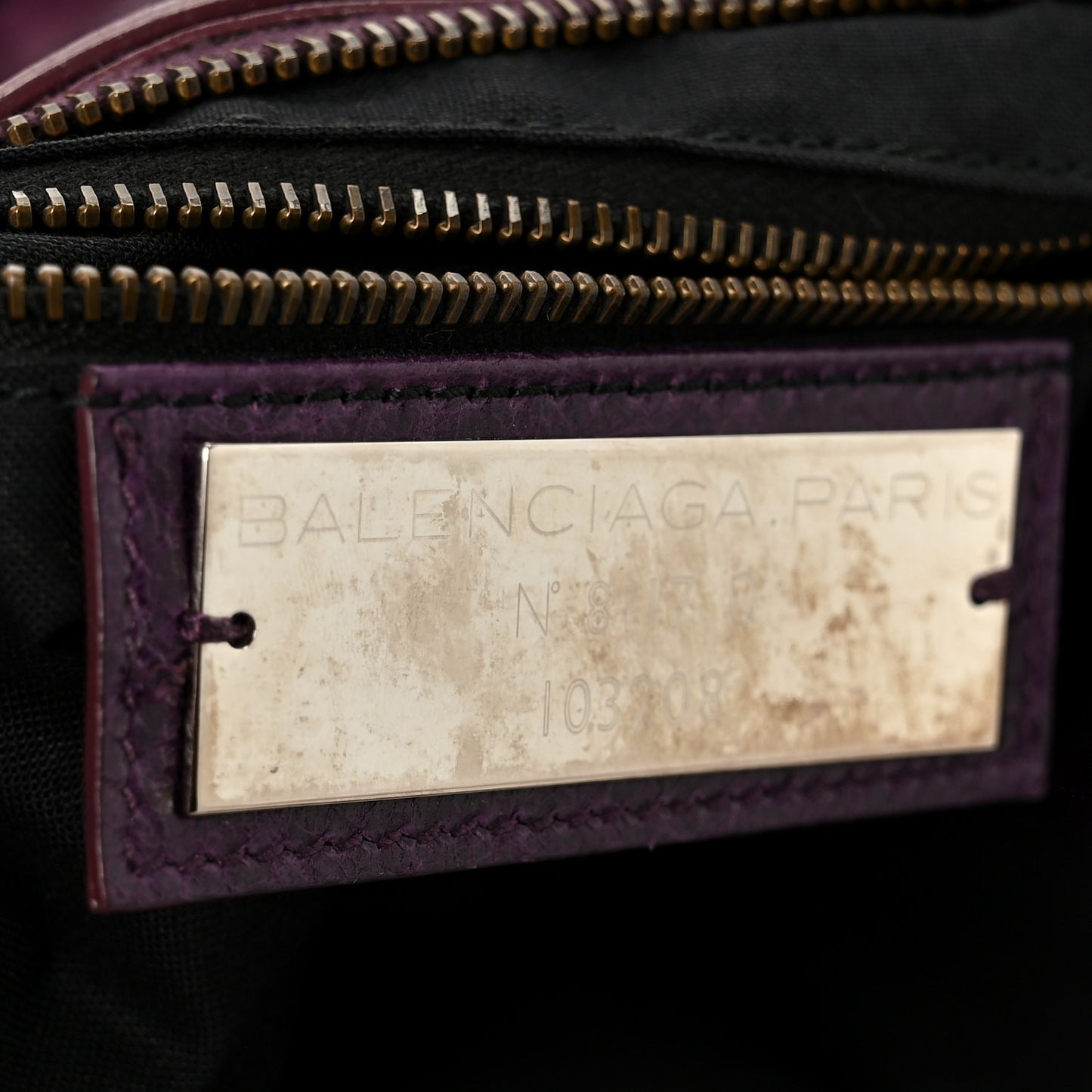 Agneau Classic Hardware First Raisin