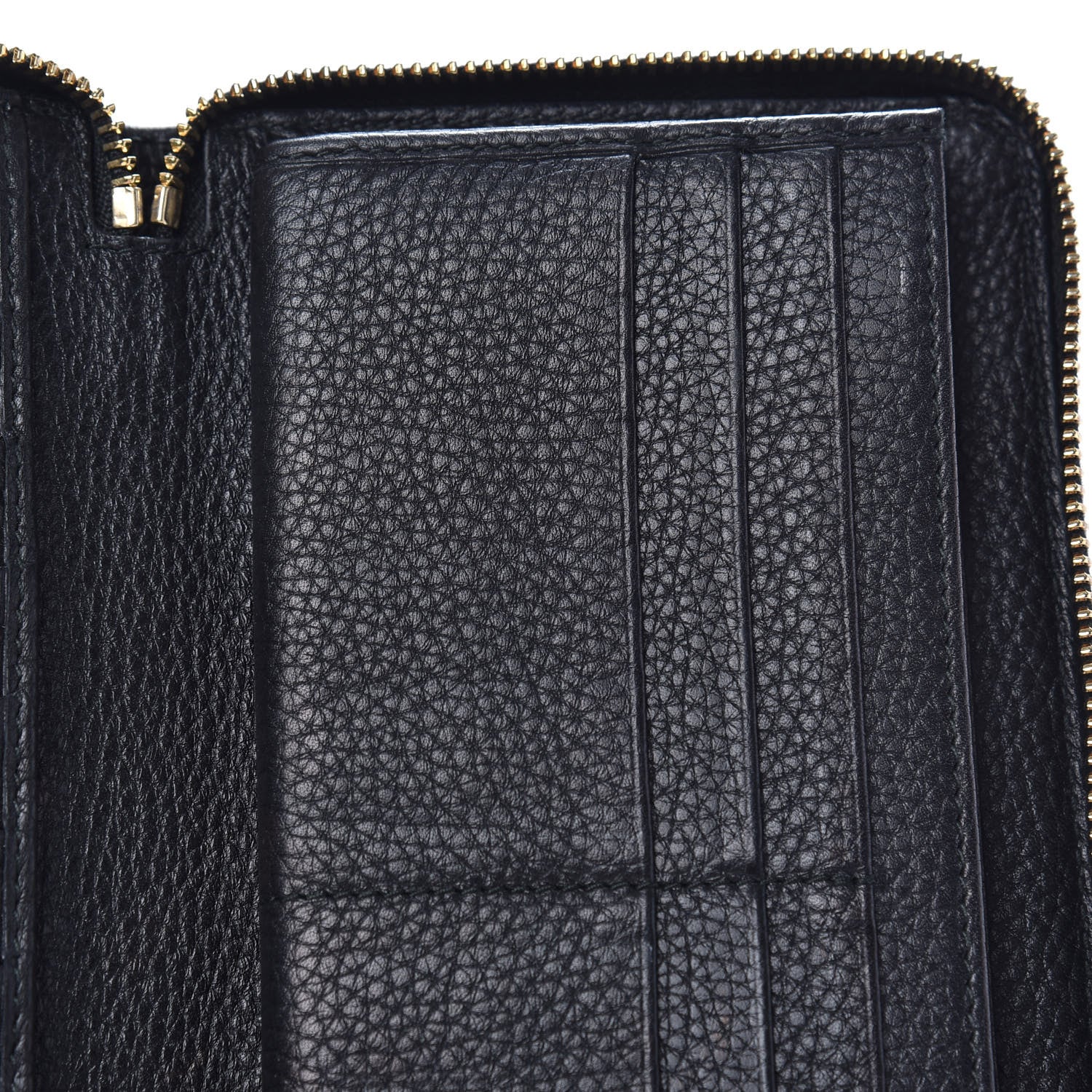 Gucci Pebbled Calfskin Soho Zip Around Wallet Black 12 of 13