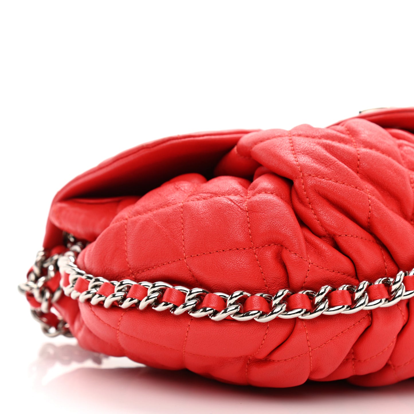 Washed Lambskin Quilted Medium Chain Around Messenger Red