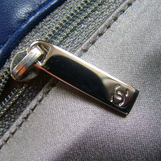 Patent Reissue Link Chain Medium Flap Navy