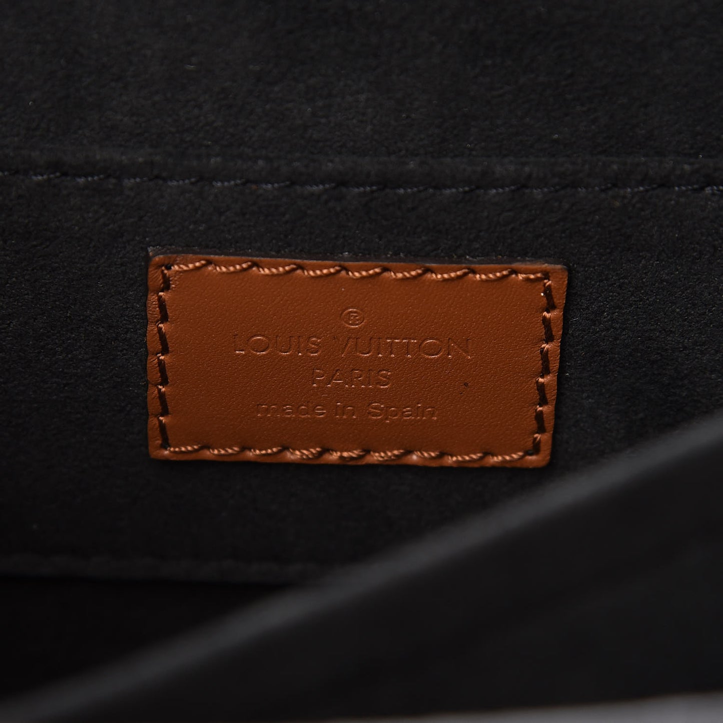 Reverse Monogram Dauphine Mini