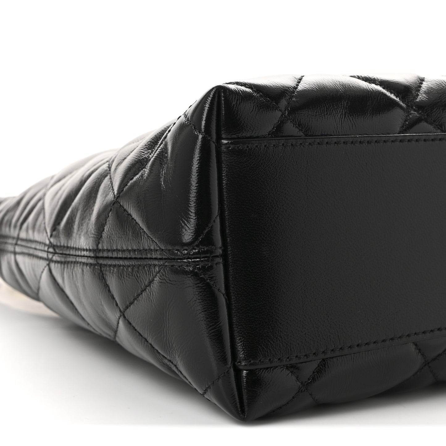 Shiny Crumpled Lambskin Quilted Medium CC Funky Town Hobo Black