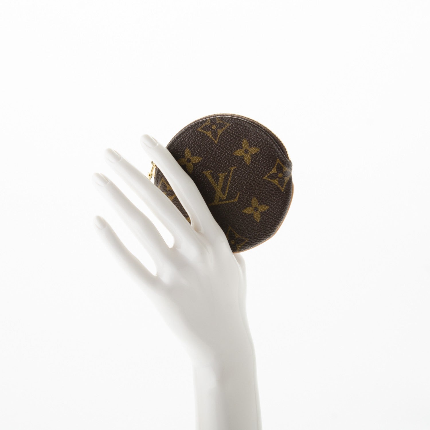Louis Vuitton Monogram Round Coin Purse 2 of 7