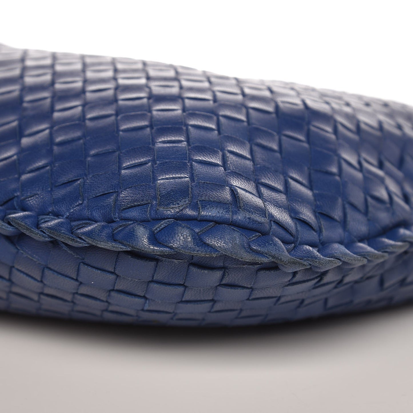 Nappa Intrecciato Medium Veneta Hobo Cobalt