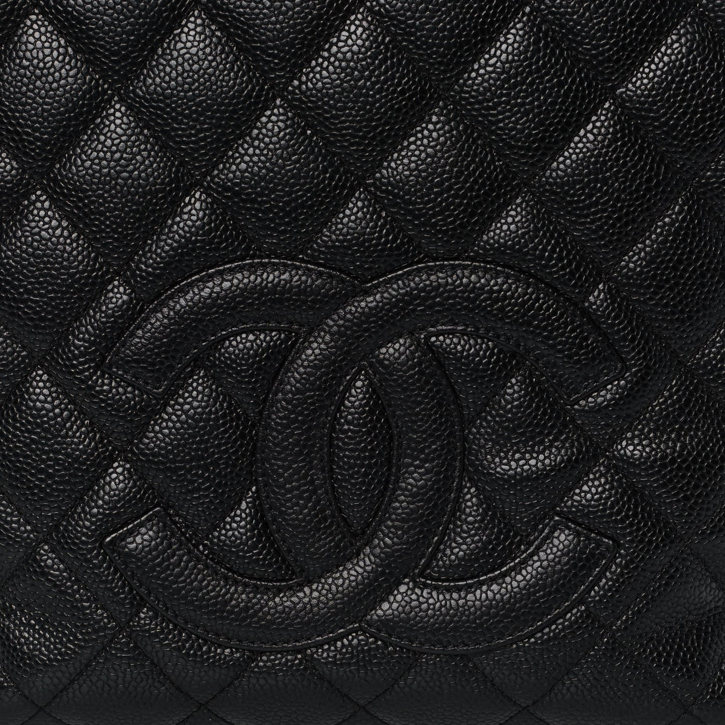 Caviar Quilted Petit Shopping Tote PST Black