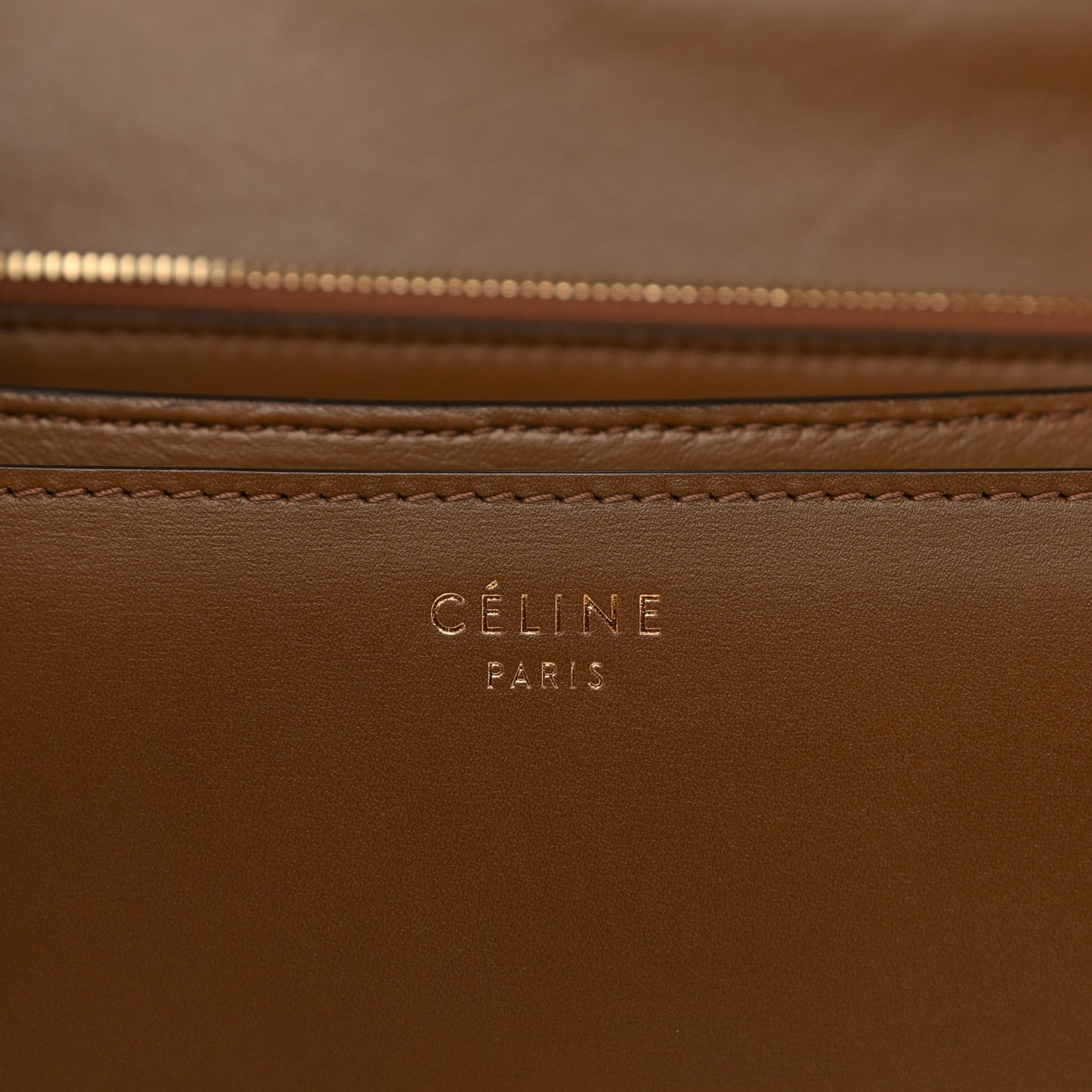 Box Calfskin Medium Classic Box Flap Bag Camel