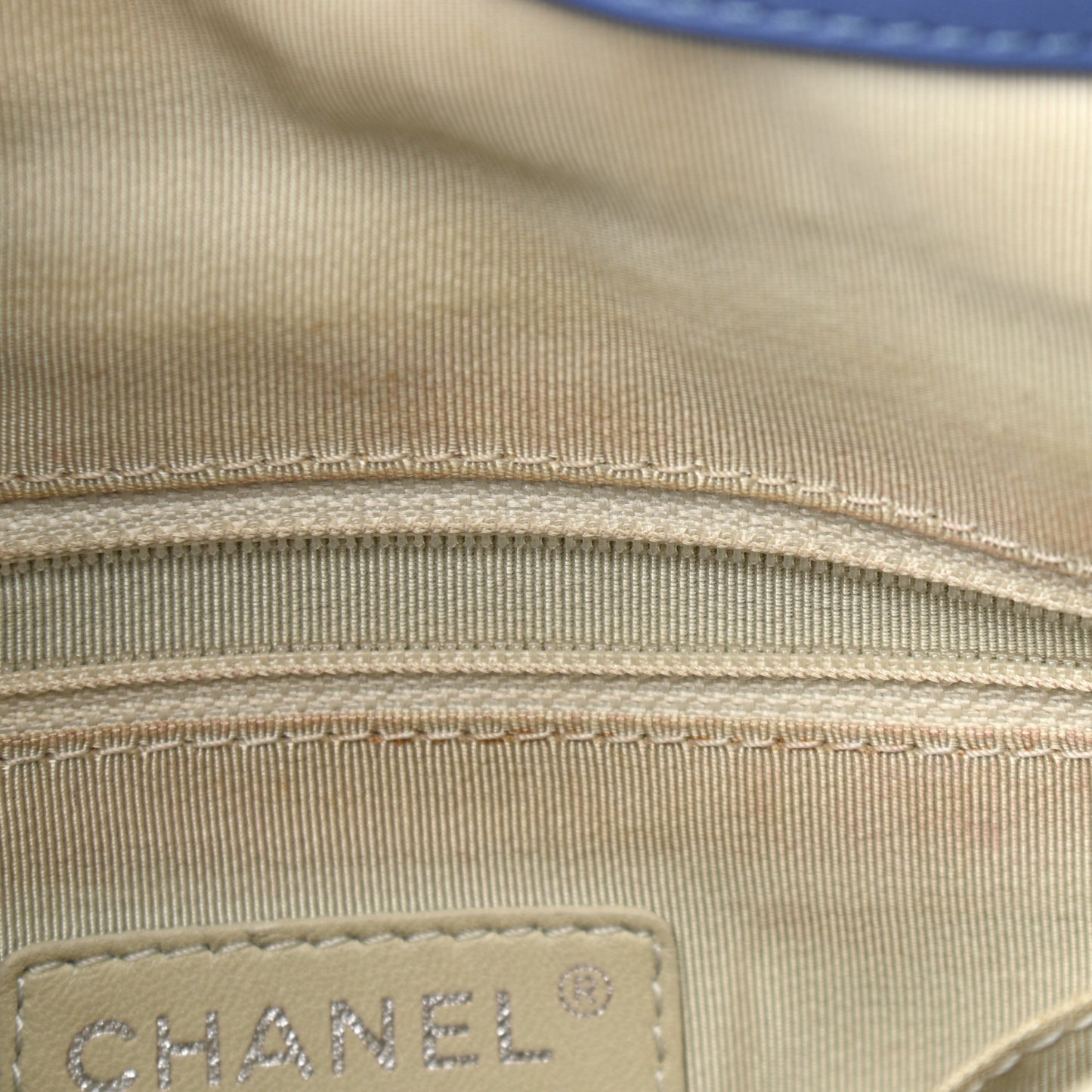 Washed Lambskin Chain Around Hobo Blue
