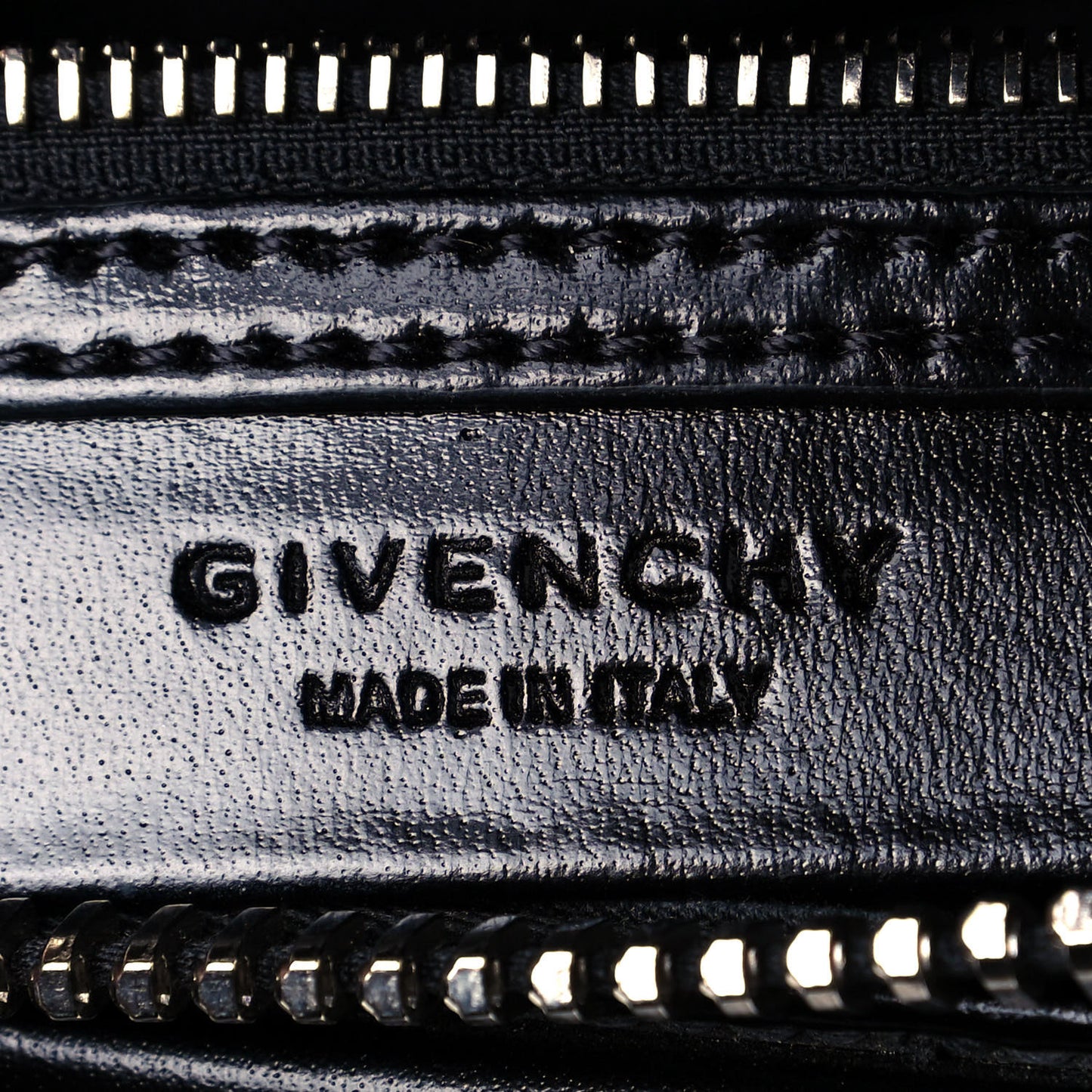 Shiny Lord Calfskin Mini Antigona Black