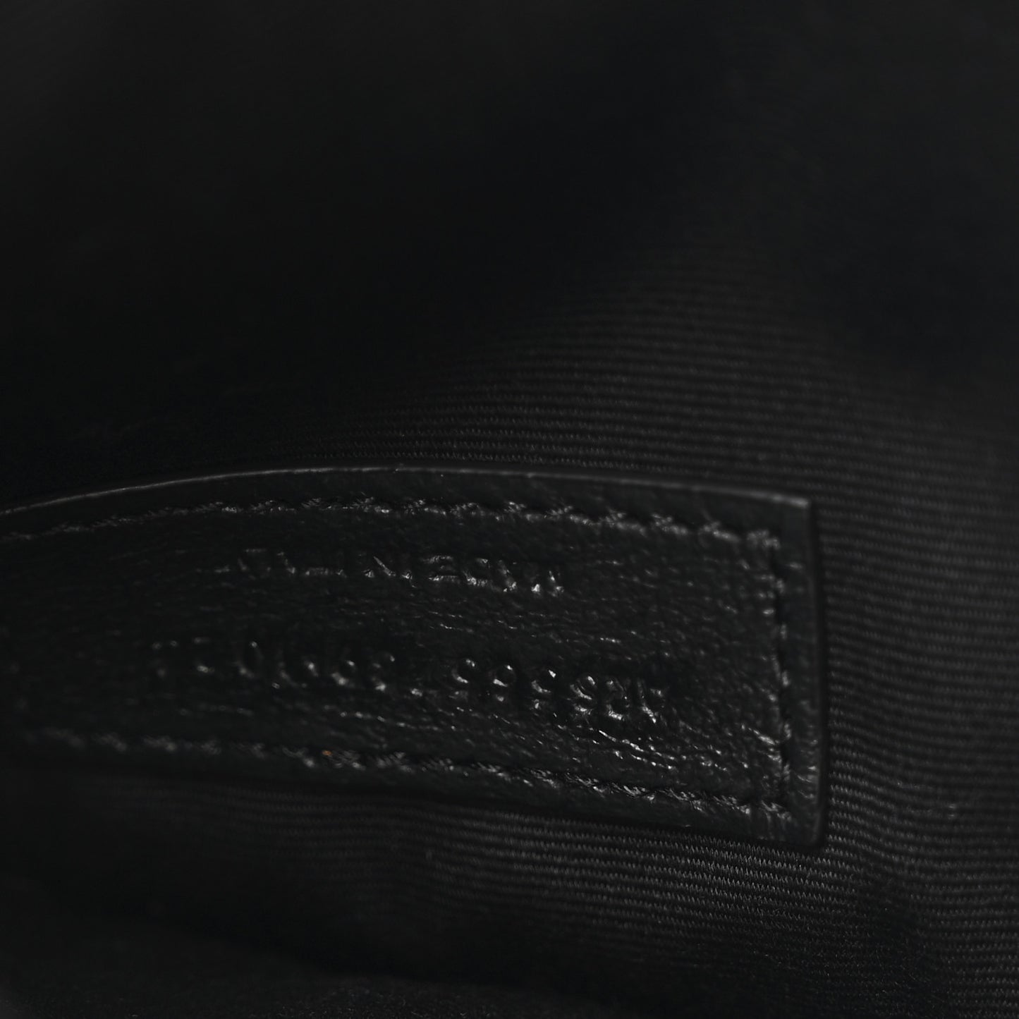 Grain De Poudre Uptown Pouch Crema Soft