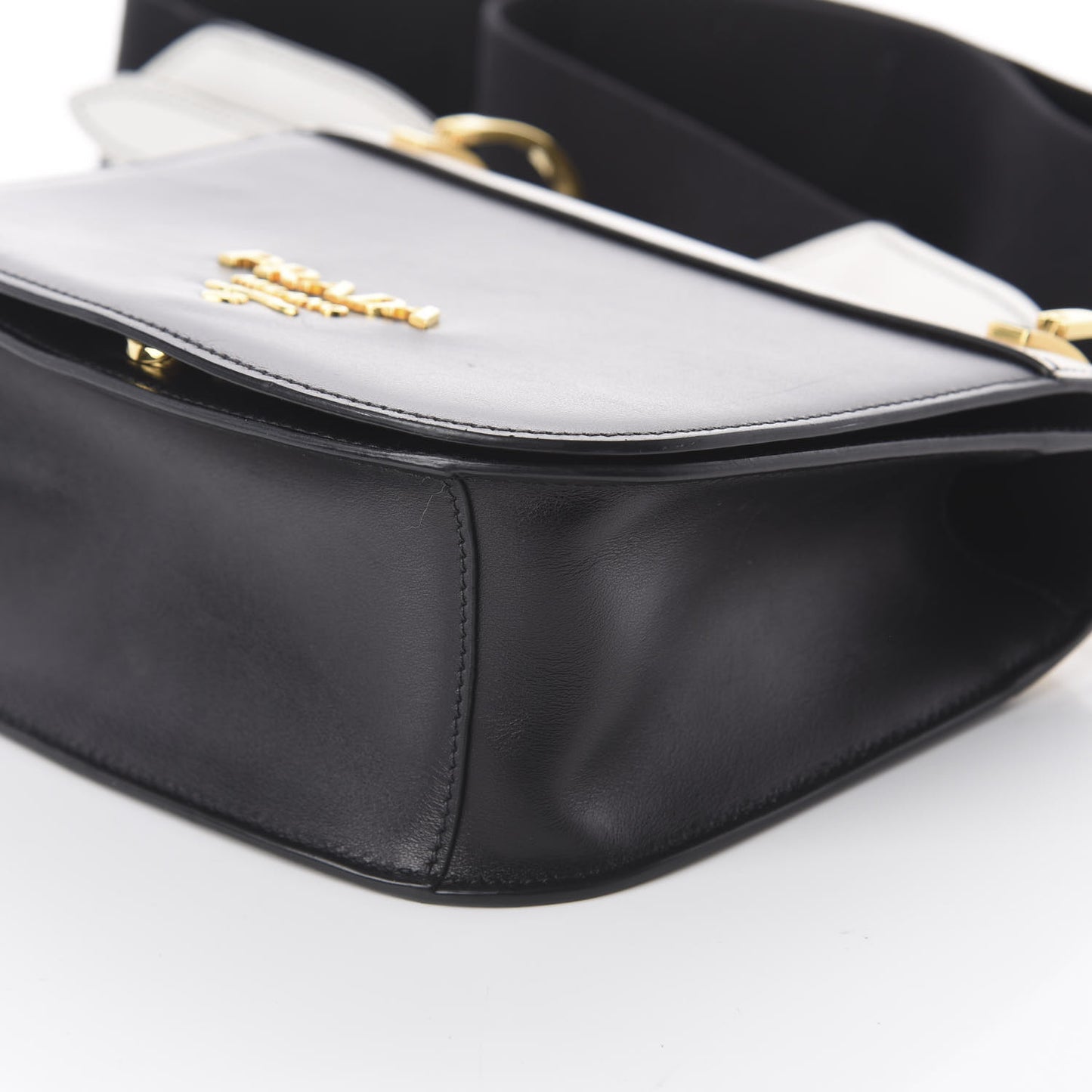 City Calfskin Pionniere Saddle Bag Black White