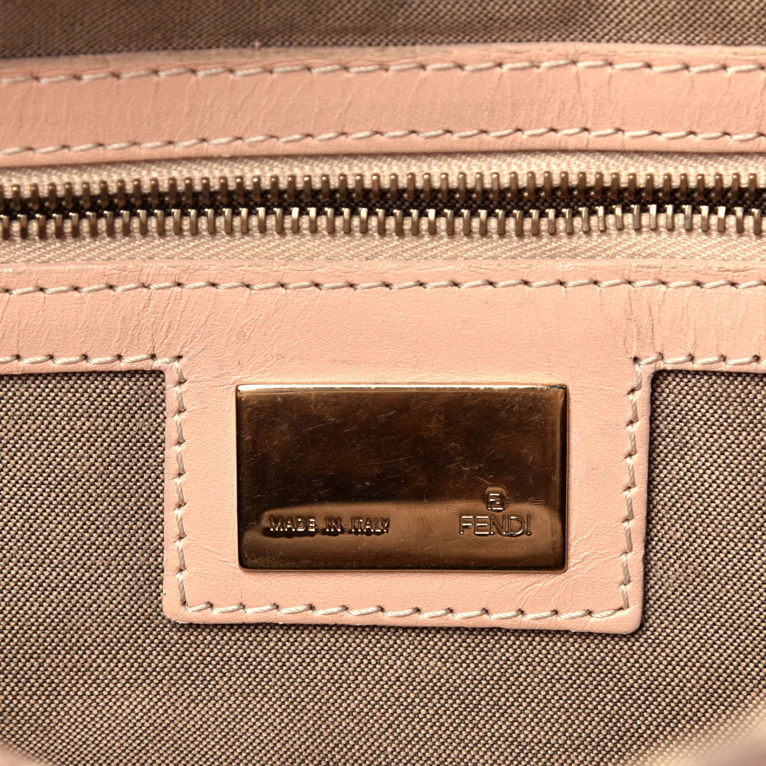 Fendi Zucchino Vitello Baguette Cipria Teint Cipria 6 of 9