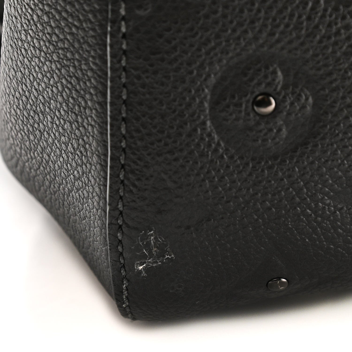Louis Vuitton Empreinte Studded Montaigne MM Platine 11 of 12