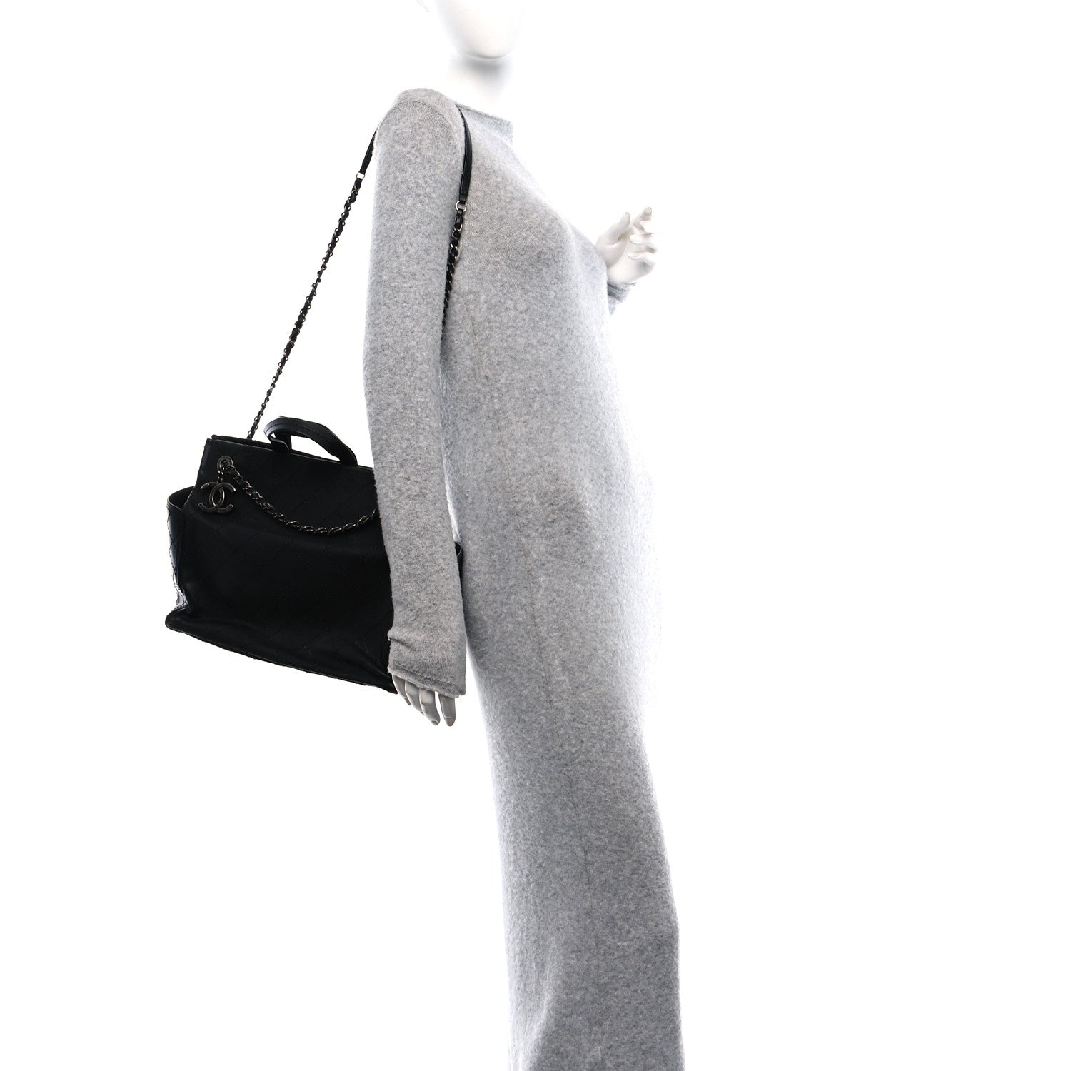 Chanel Calfskin CC Pocket Tote Black 3 of 12
