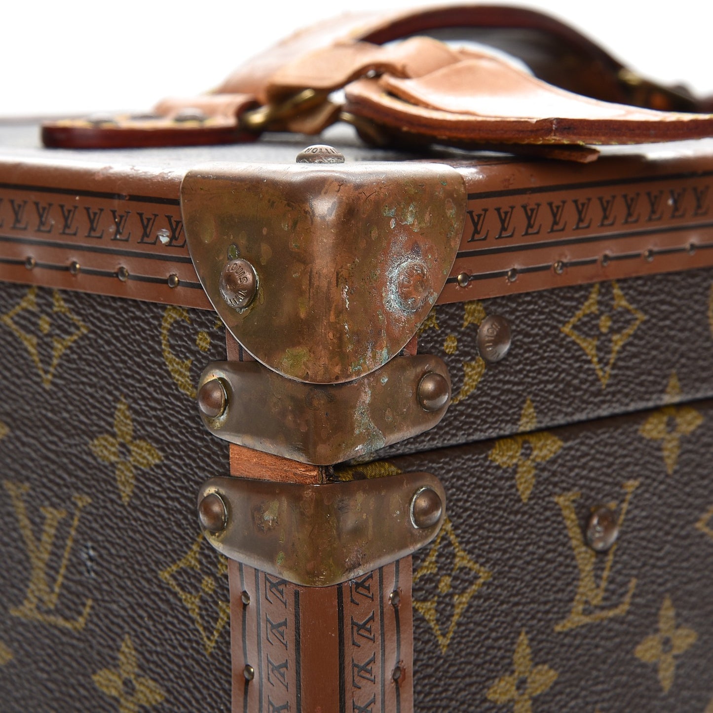 Monogram Boite Flacons Beauty Train Trunk Case