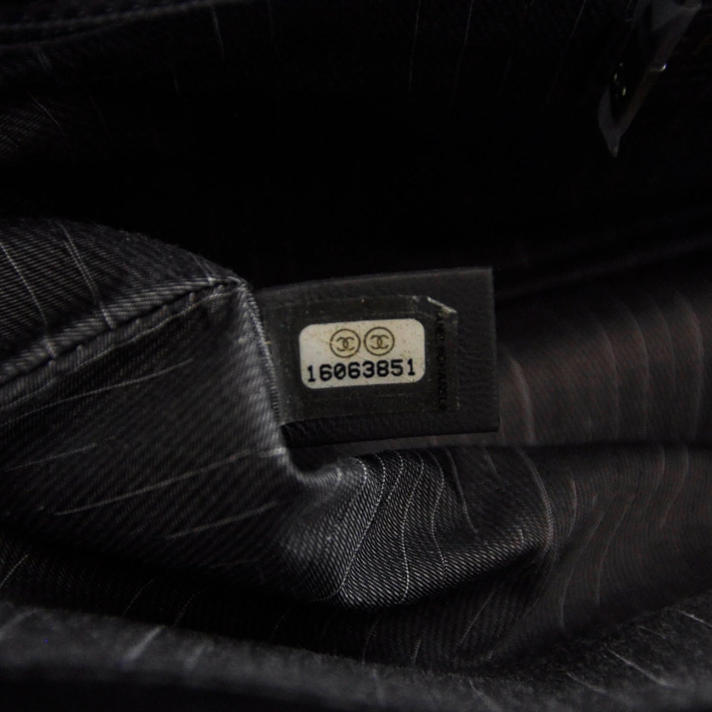 Lambskin Medium Westminster Pearl Flap Black
