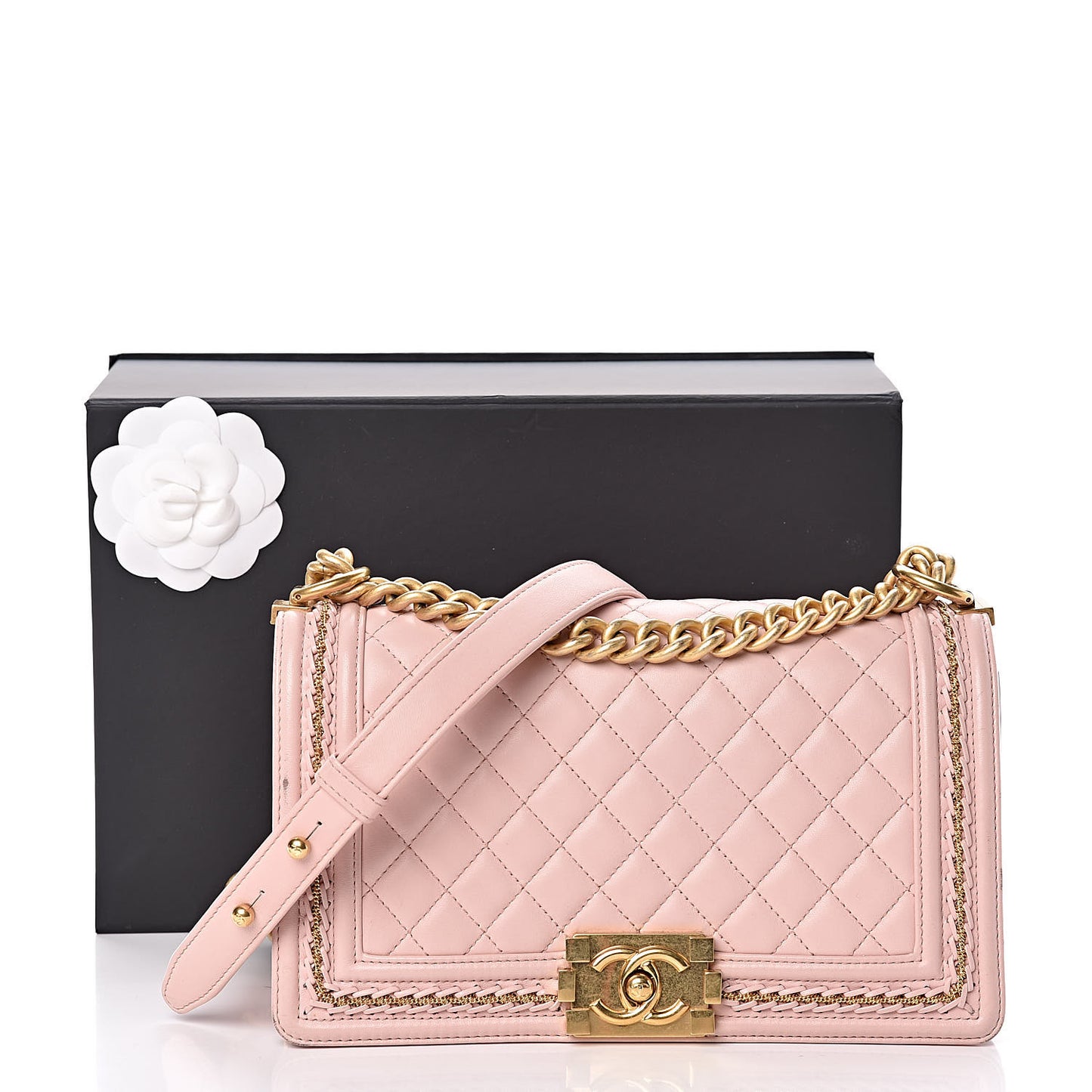 Lambskin Quilted Medium Chain Detail Boy Flap Light Pink