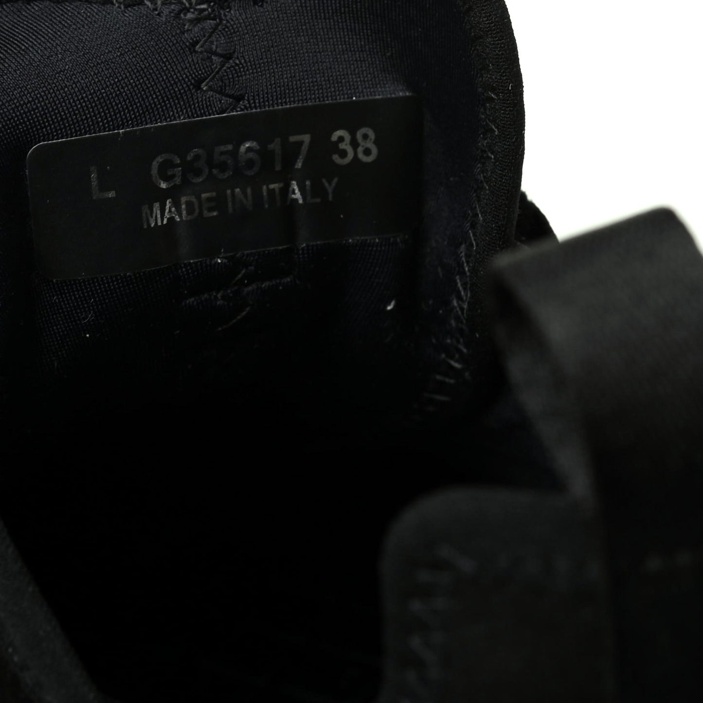 Velvet Calfskin Mixed Fibers CC Sneakers 38 Black