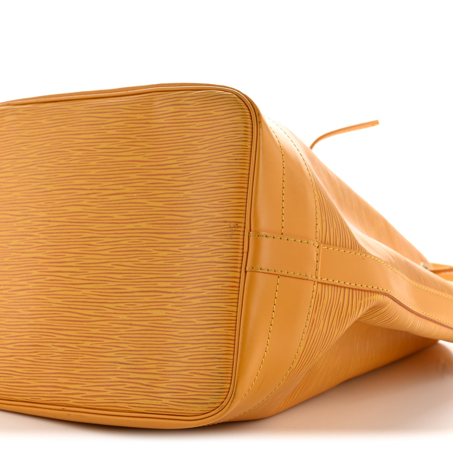Louis Vuitton Epi Noe Tassil 9 of 15