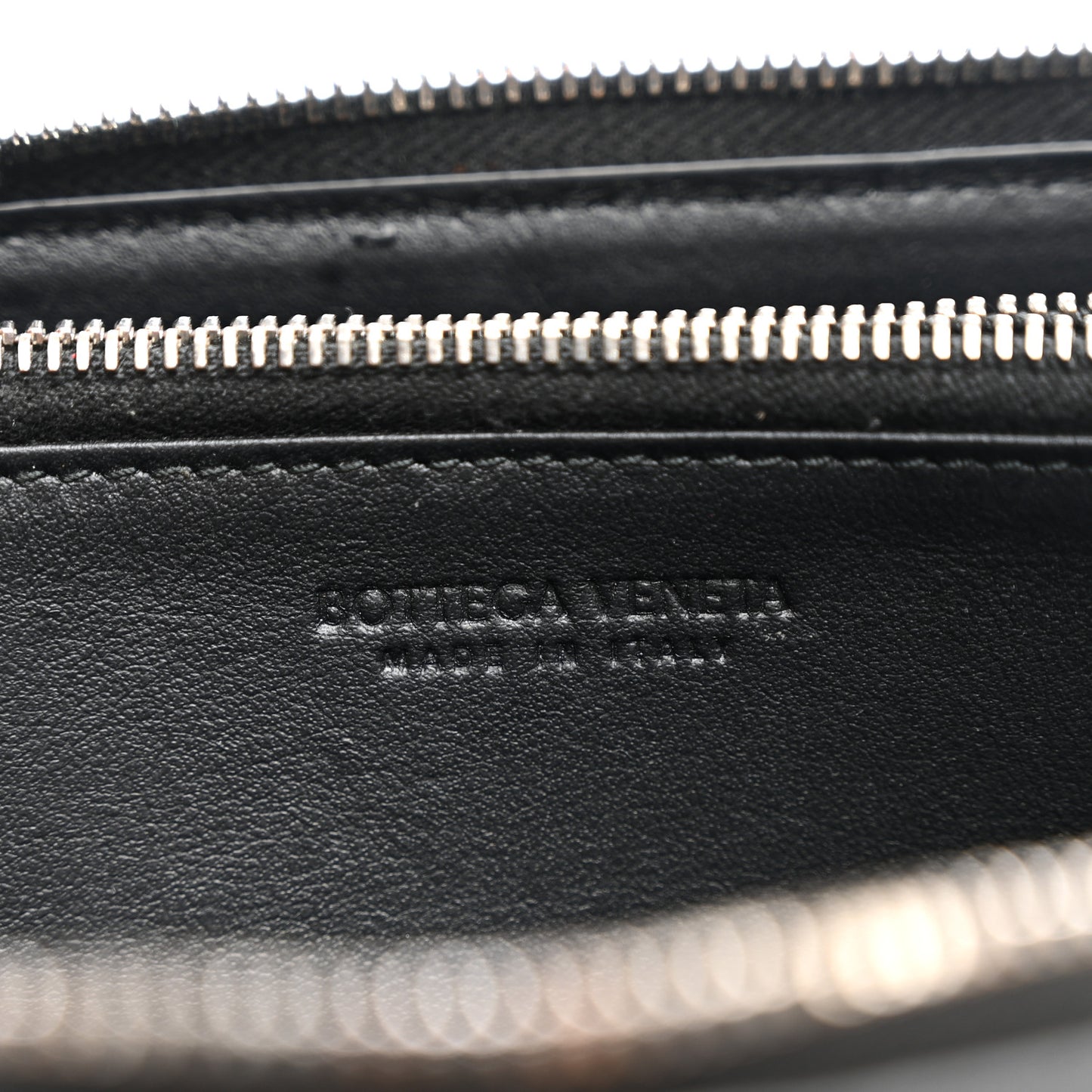 Nappa Maxi Intrecciato Medium Cassette Bifold Zip Wallet Black