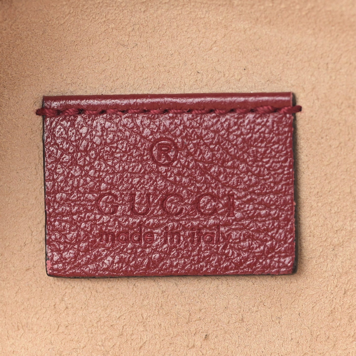Glazed Calfskin Matelasse Heart Mini GG Marmont Round Shoulder Bag Romantic Cerise