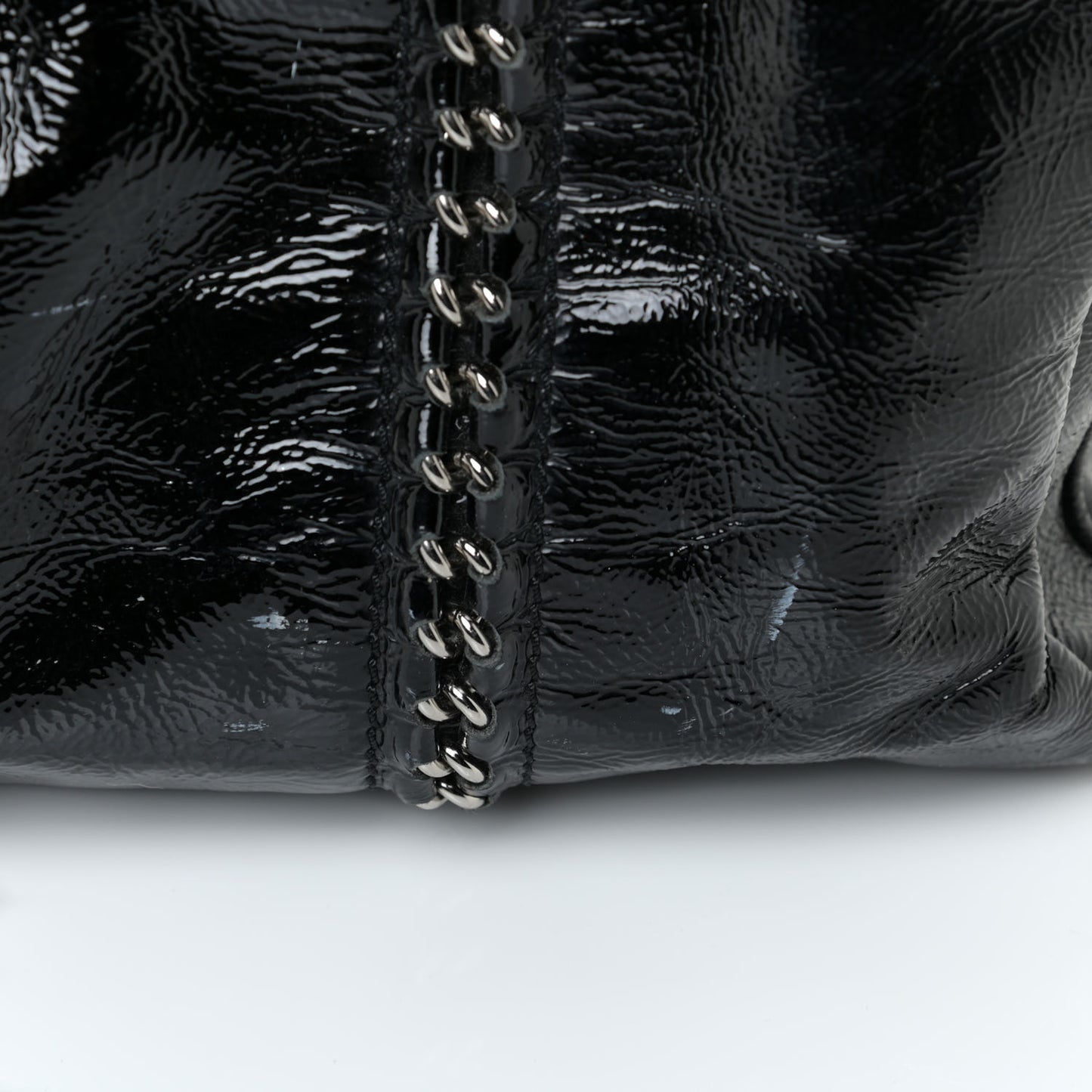 Patent Calfskin Large Luxe Ligne Tote Black