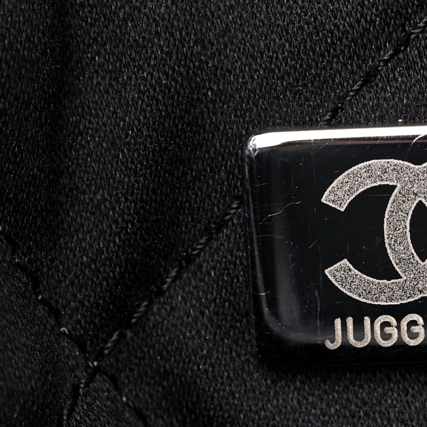 Shiny Calfskin Quilted Chanel 22 So Black