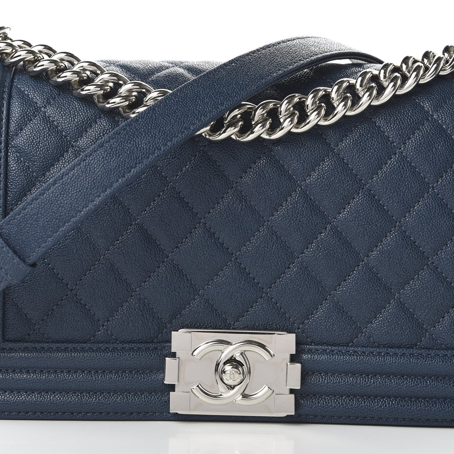 Caviar Quilted Medium Boy Flap Navy