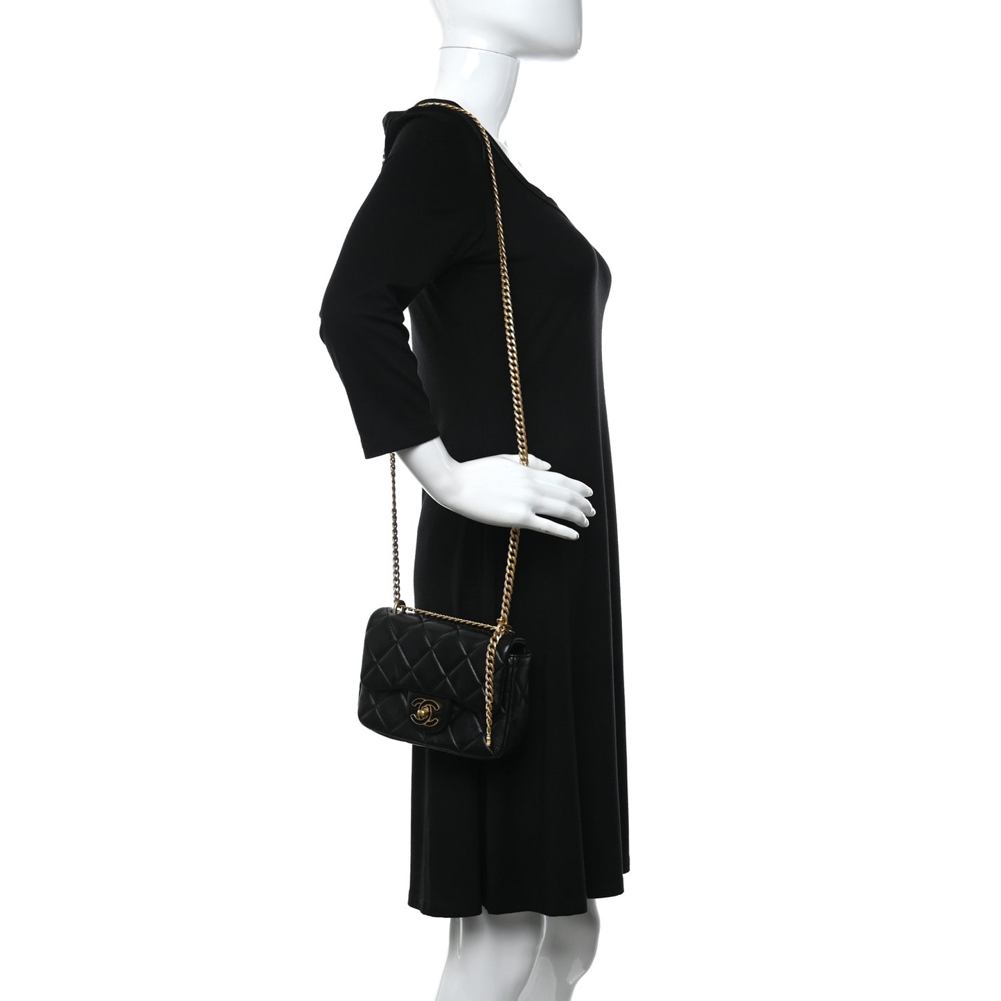 Lambskin Enamel Quilted Mini Pending CC Square Flap Black