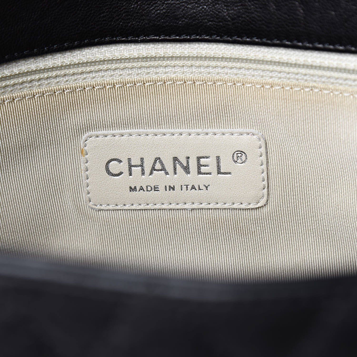 Chanel Washed Lambskin Quilted Maxi Chain Around Flap Black 6 of 10
