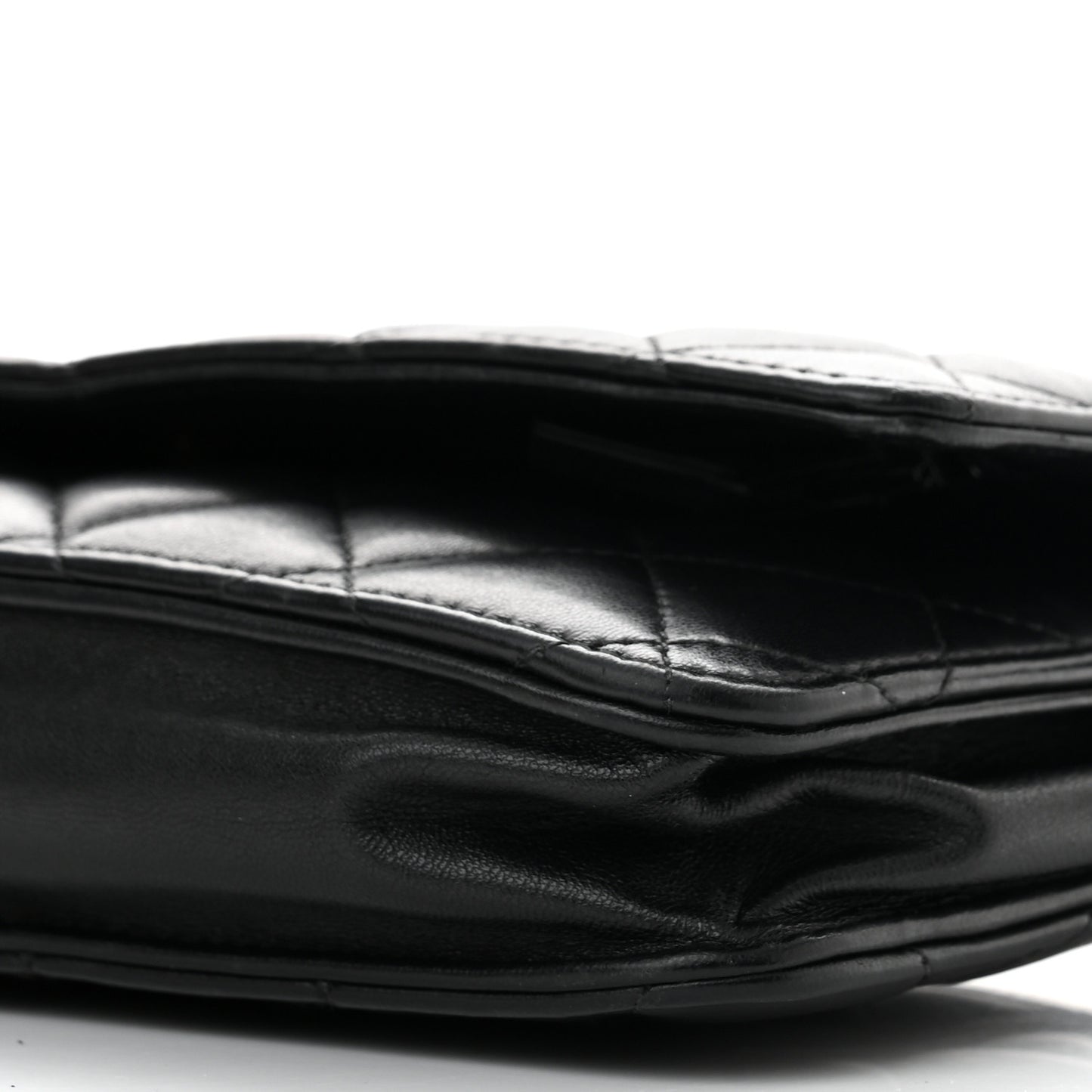 Lambskin Quilted Wallet On Chain WOC Black