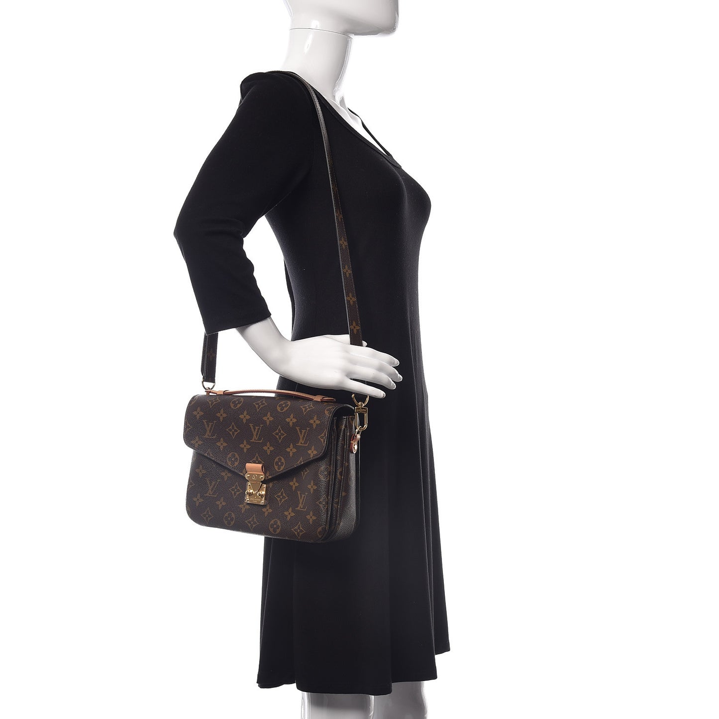 Monogram Pochette Metis