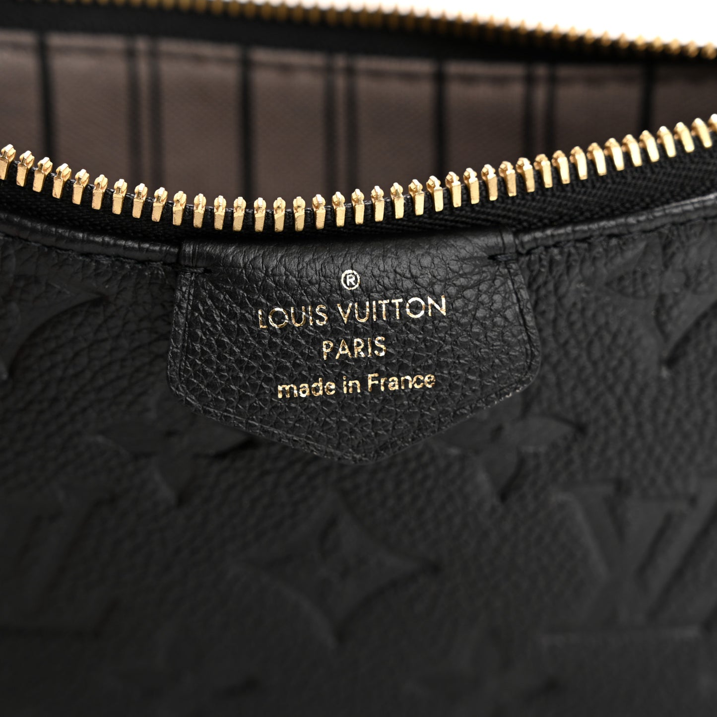 Empreinte Easy Pouch On Strap Black