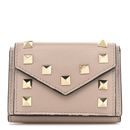 Valentino Garavani Calfskin Small Tri-Fold Rockstud Wallet Poudre 1 of 12