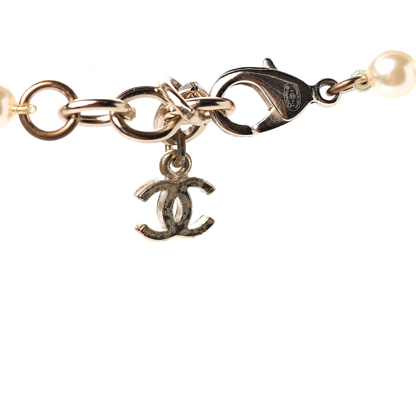Graduated Pearl CC Short Necklace Gold