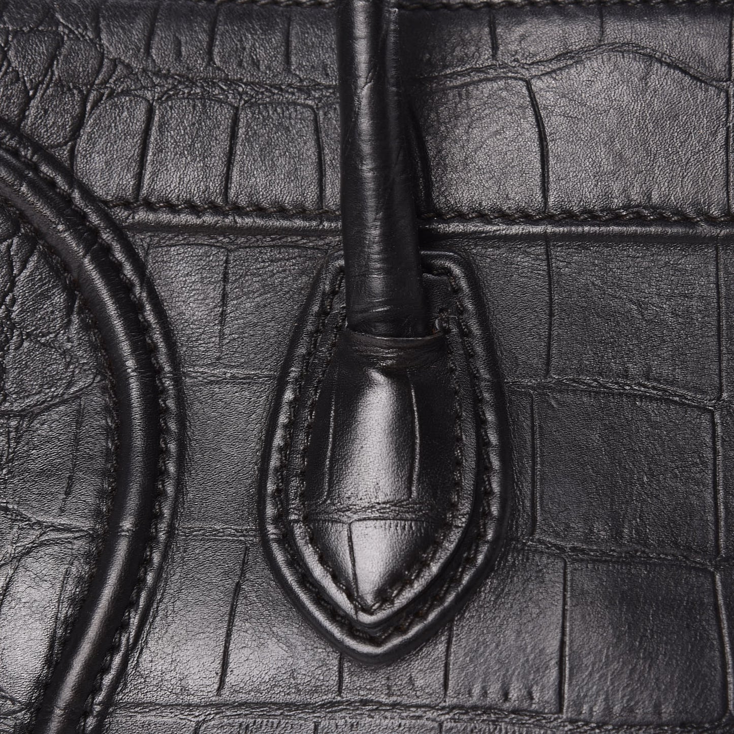 Crocodile Embossed Calfskin Medium Phantom Luggage Black