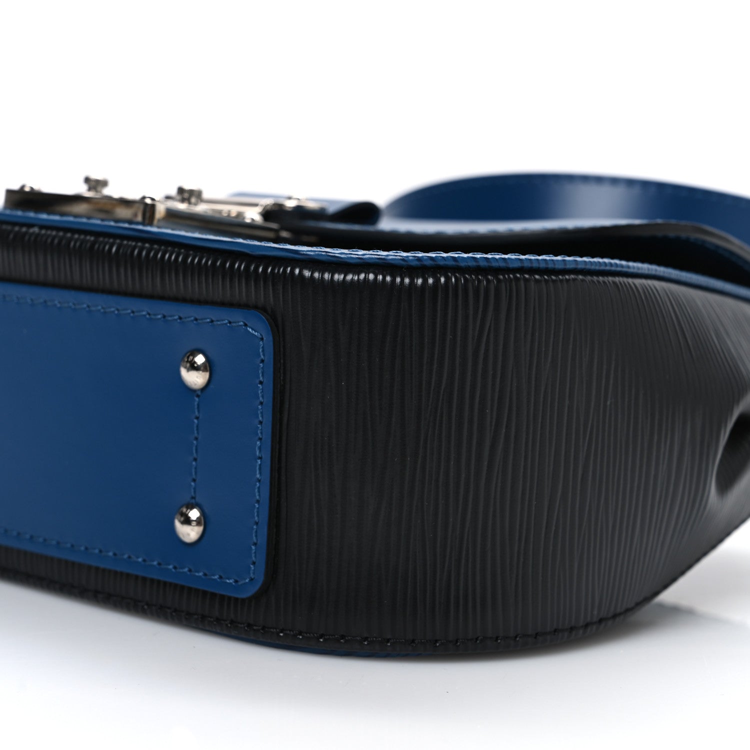 Louis Vuitton Epi Eden Saphir Black 10 of 10