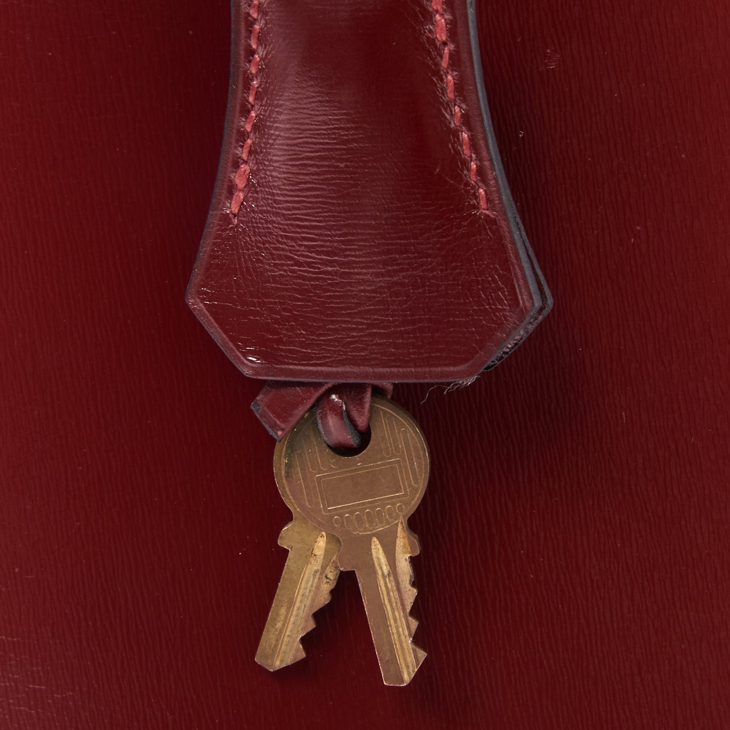 Box Kelly Sellier 32 Rouge H