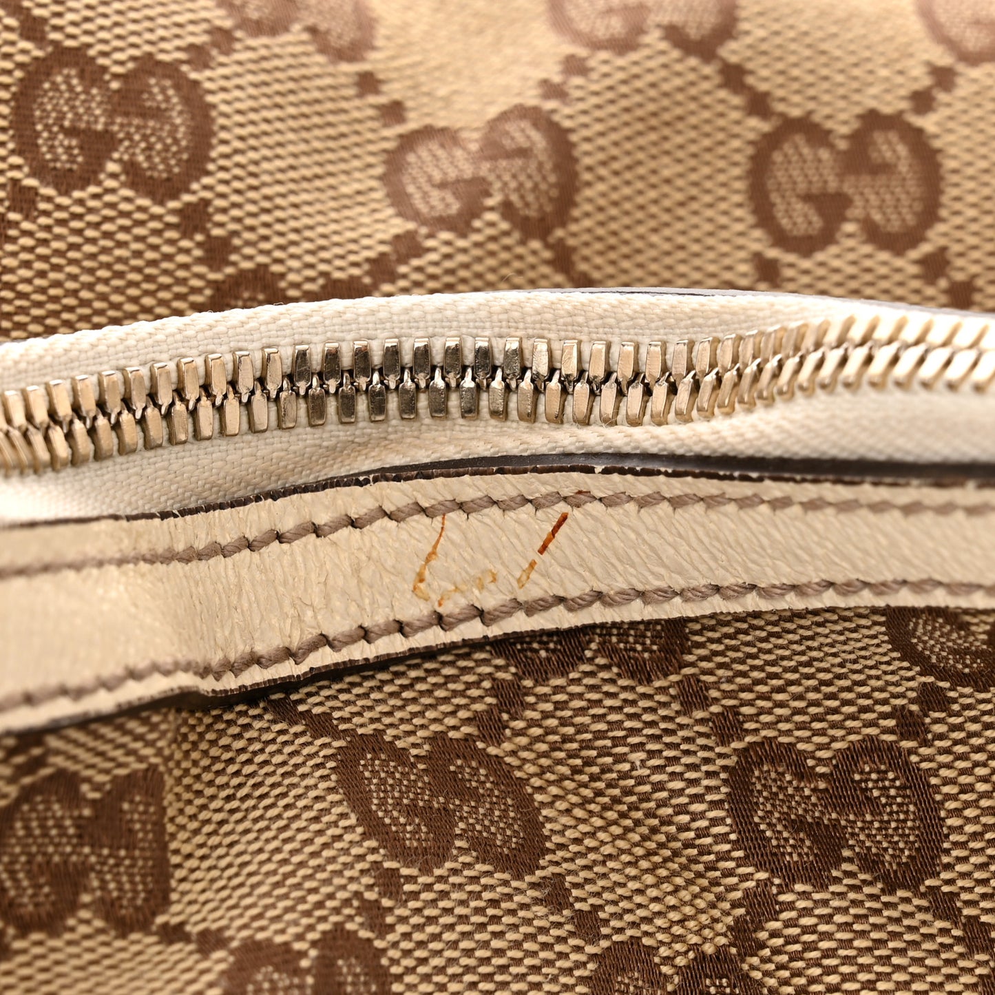 Monogram Glam Hobo Off White