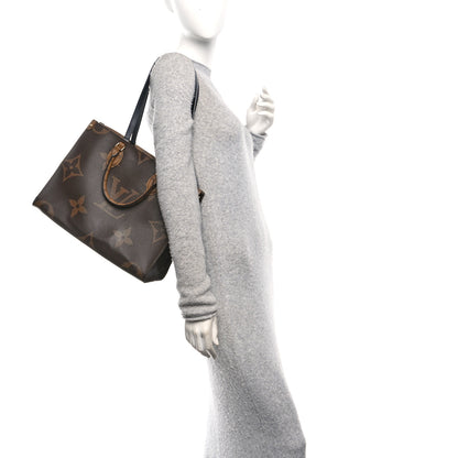 Louis Vuitton Reverse Monogram Giant Onthego MM 2 of 9