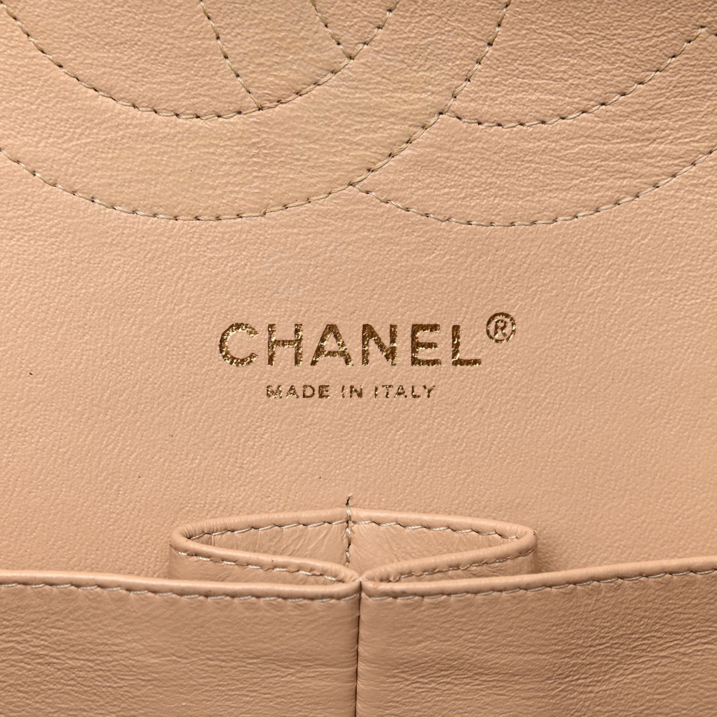 Caviar Quilted Jumbo Double Flap Beige Clair