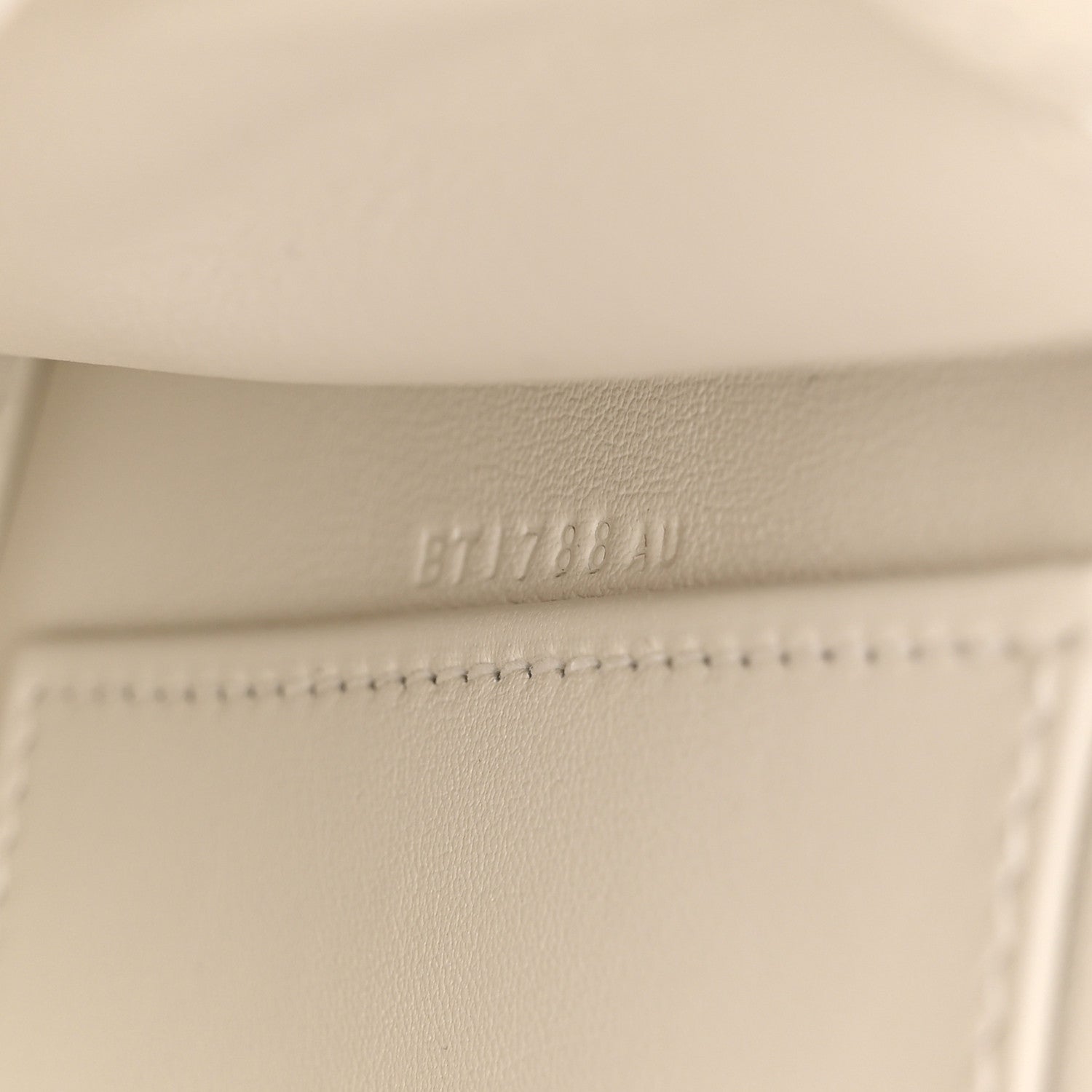Hermes Evercolor Kelly Danse II Belt Bag White 7 of 11