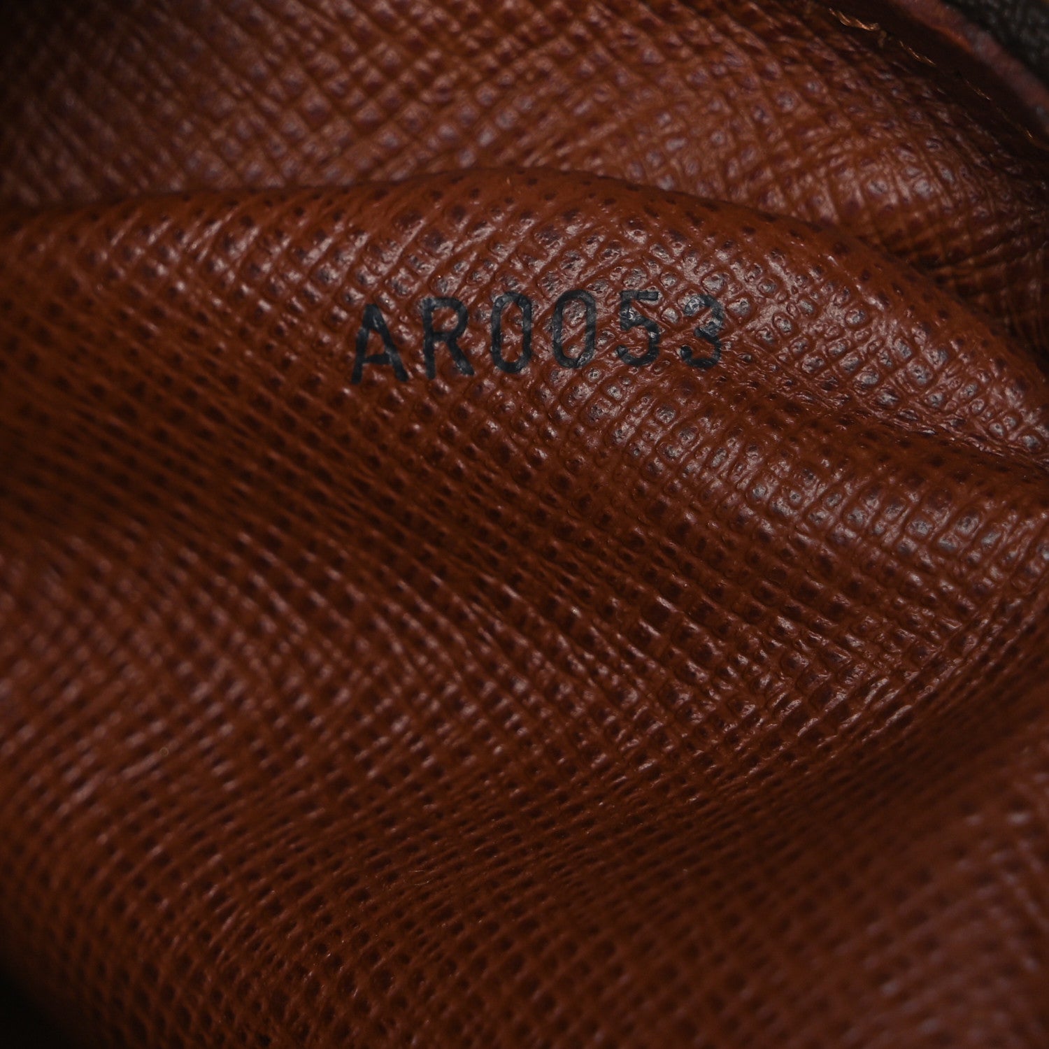 Louis Vuitton Monogram Amazone 7 of 10