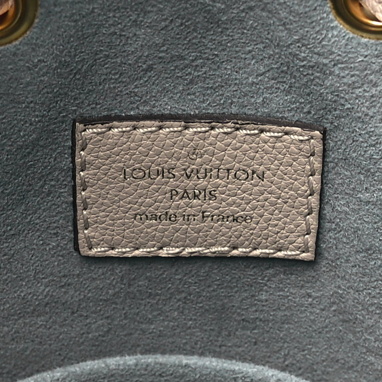 Calfskin Lockme Bucket MM Greige